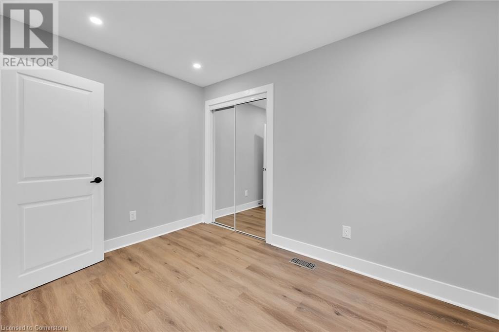24 Clapham Road, Hamilton, Ontario  L8G 5A1 - Photo 25 - 40735996