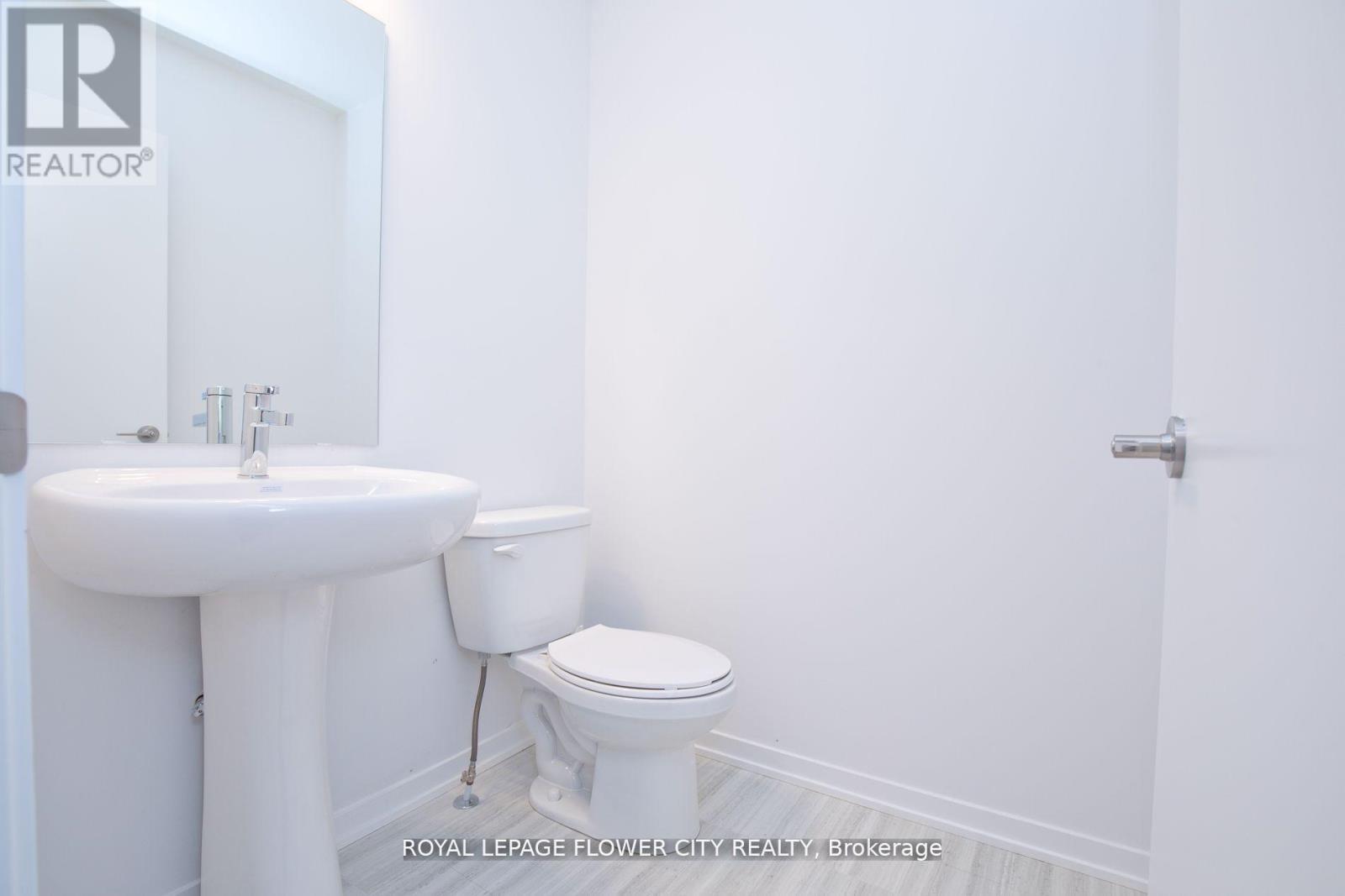 160 - 225 Birmingham Street, Toronto (New Toronto), Ontario  M8V 2C8 - Photo 13 - W12187527