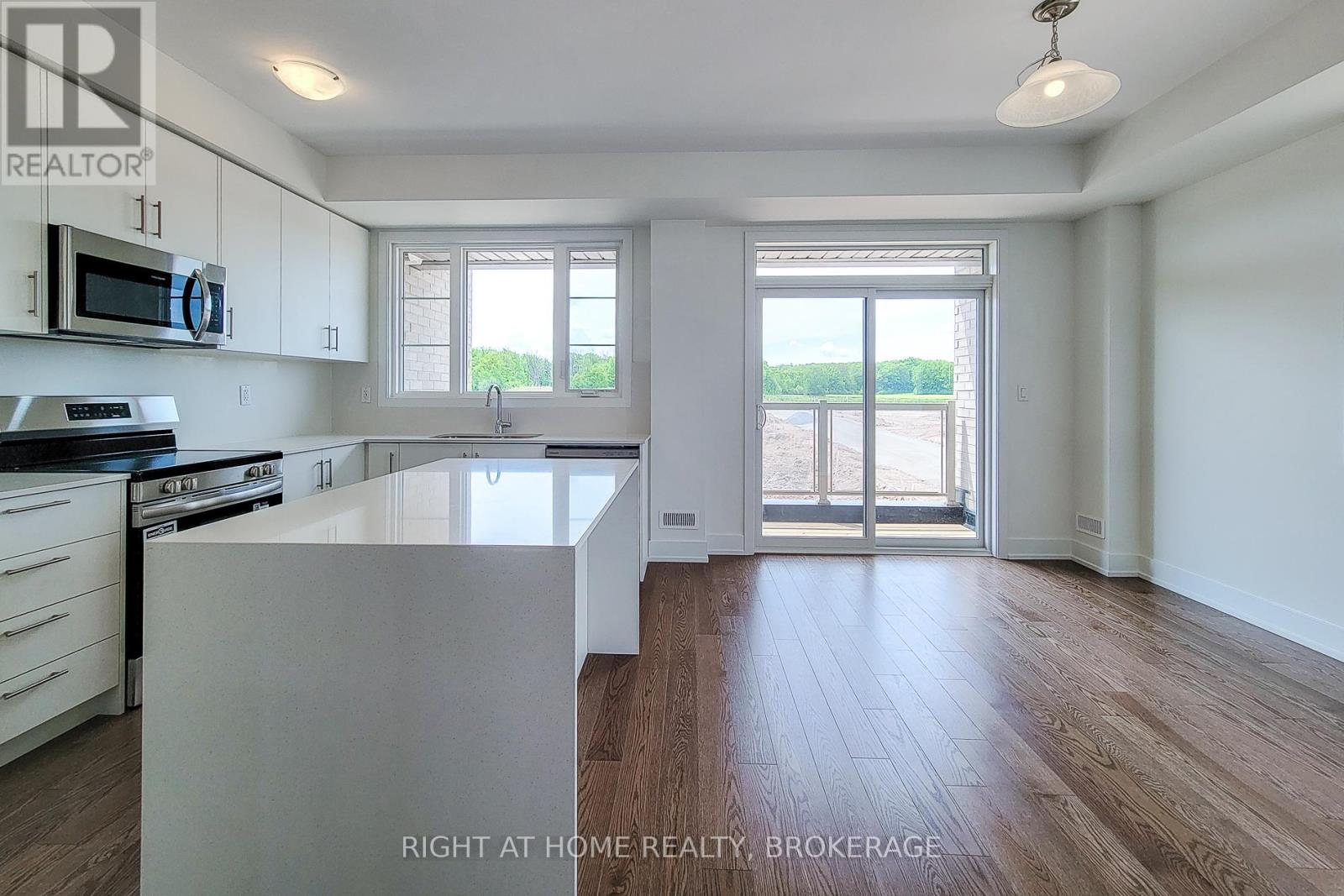 1131 Wheat Boom Drive S, Oakville, Ontario  L6H 8B9 - Photo 20 - W12187538