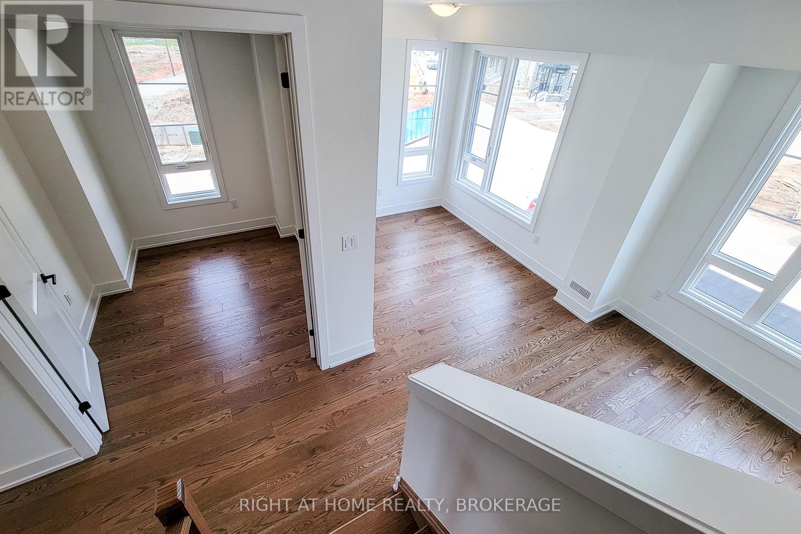 1131 Wheat Boom Drive S, Oakville, Ontario  L6H 8B9 - Photo 23 - W12187538