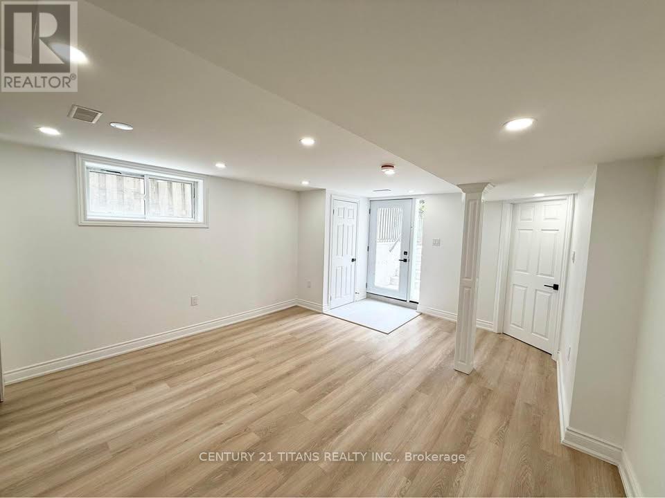88 Noake Crescent, Ajax, Ontario  L1T 3L7 - Photo 2 - E12185895