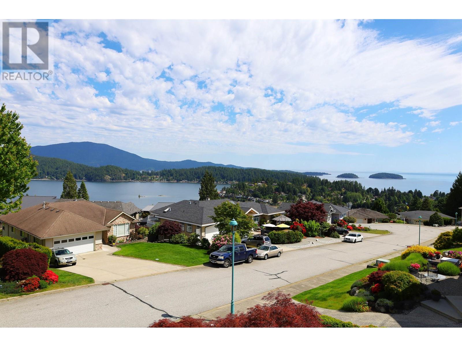 561 Spyglass Road, Gibsons, British Columbia  V0N 1V9 - Photo 9 - R3009508