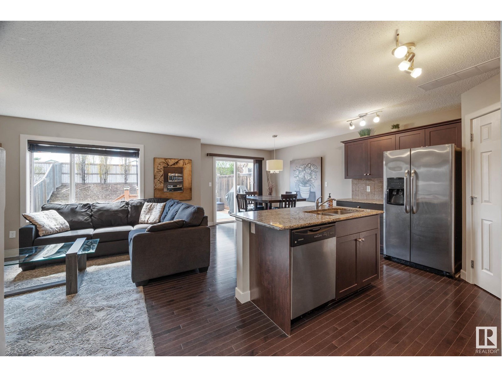Property at 6053 SUNBROOK LD image 2