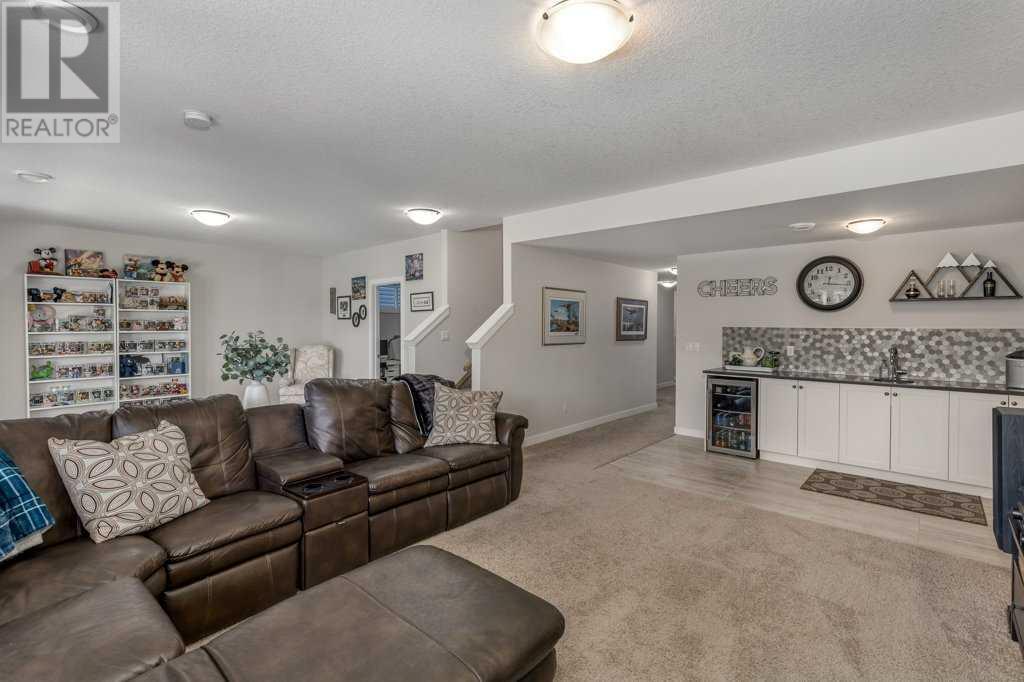 74 Bayview Circle Sw, Airdrie, Alberta  T4B 4H3 - Photo 35 - A2223855