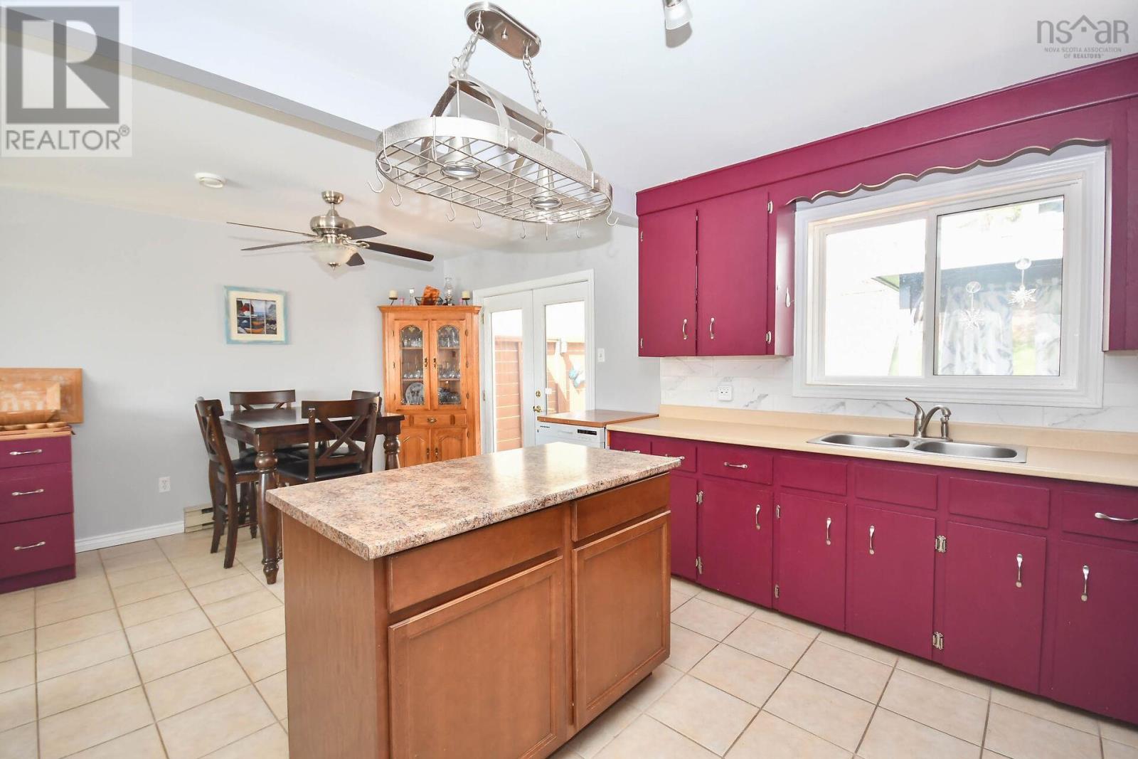 37 Hillcrest Avenue, Lower Sackville, Nova Scotia  B4C 1X2 - Photo 16 - 202507640