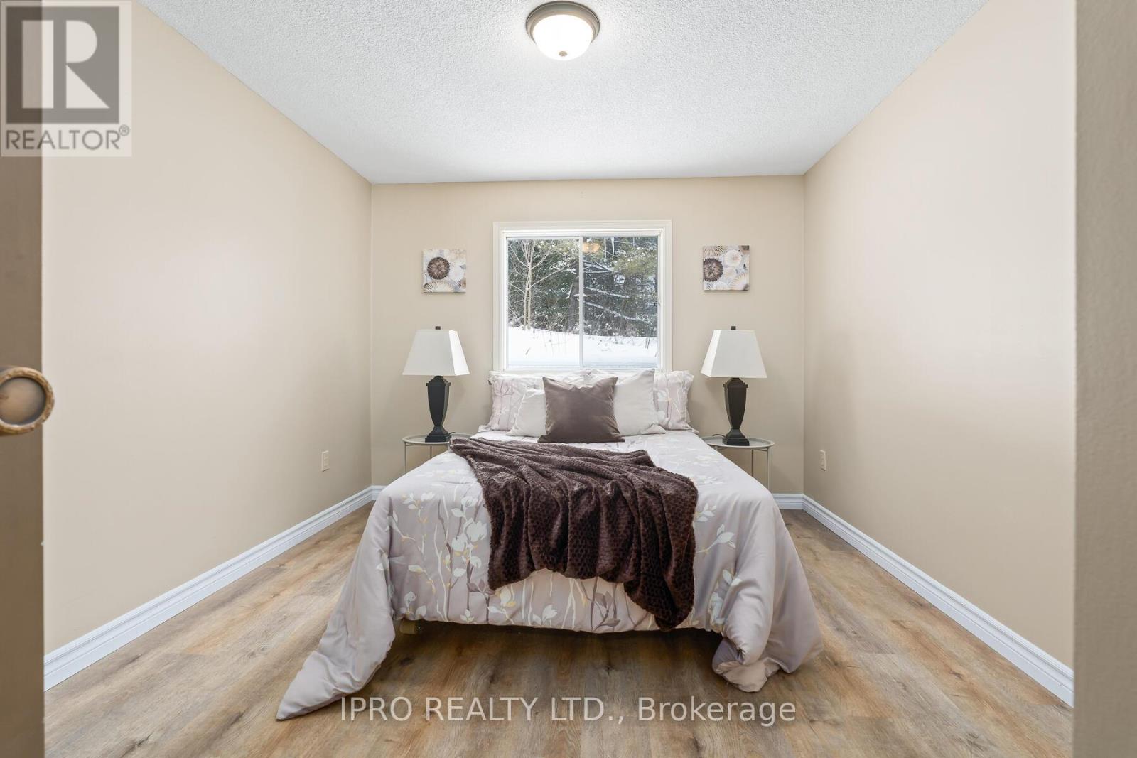 9 Balsam Court, New Tecumseth, Ontario  L0G 1W0 - Photo 21 - N12187546