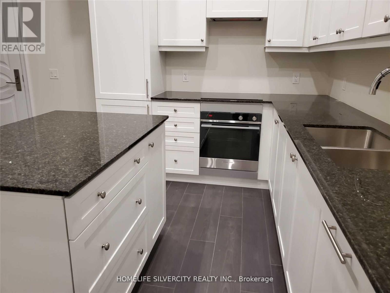 111 - 9075 Jane Street, Vaughan, Ontario  L4K 0L7 - Photo 16 - N12187555