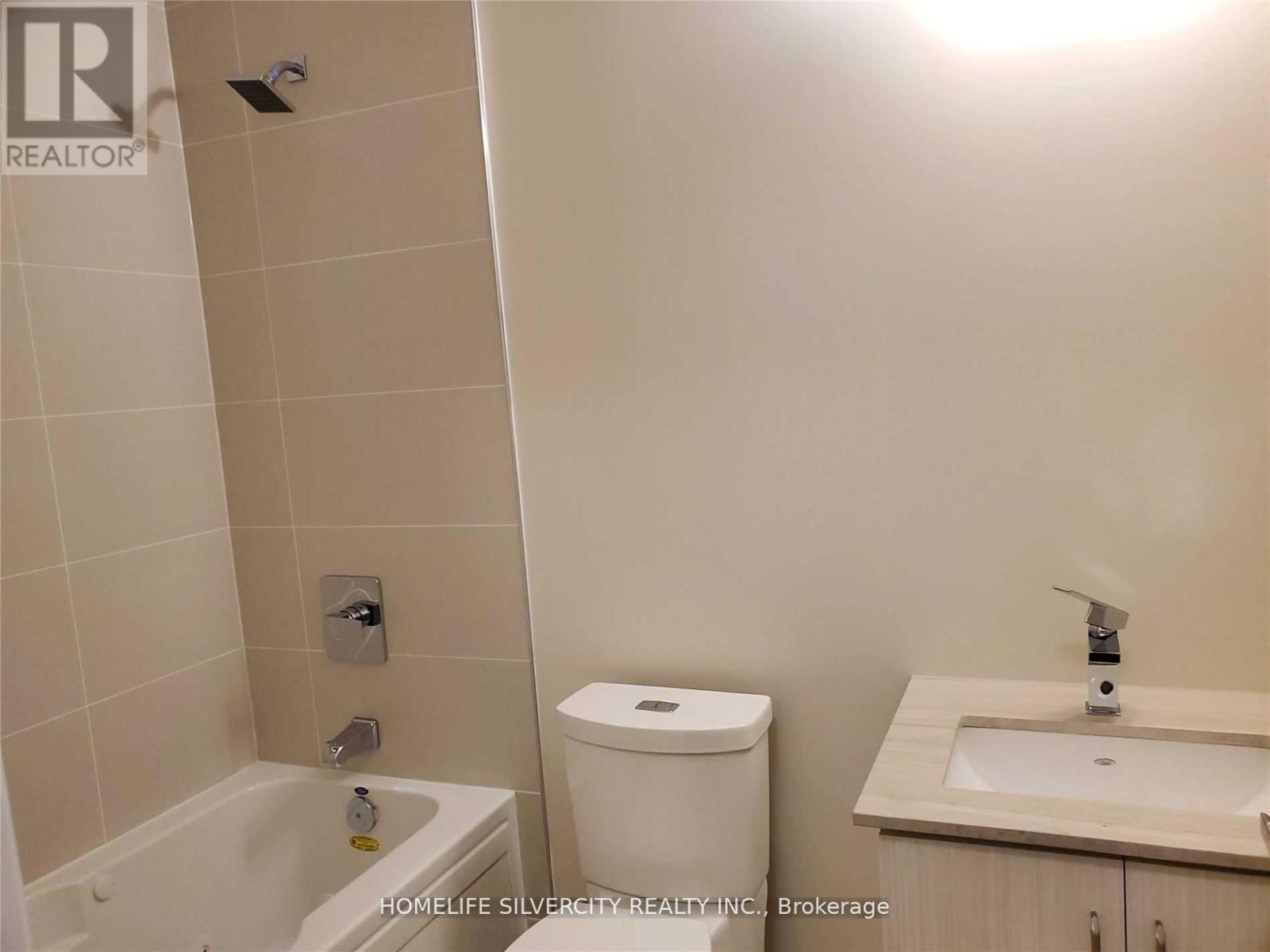 111 - 9075 Jane Street, Vaughan, Ontario  L4K 0L7 - Photo 28 - N12187555