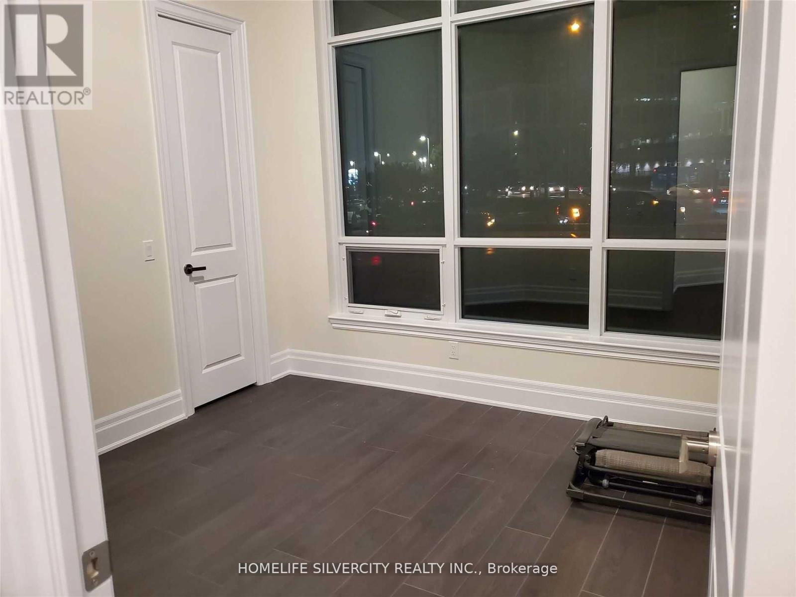 111 - 9075 Jane Street, Vaughan, Ontario  L4K 0L7 - Photo 33 - N12187555