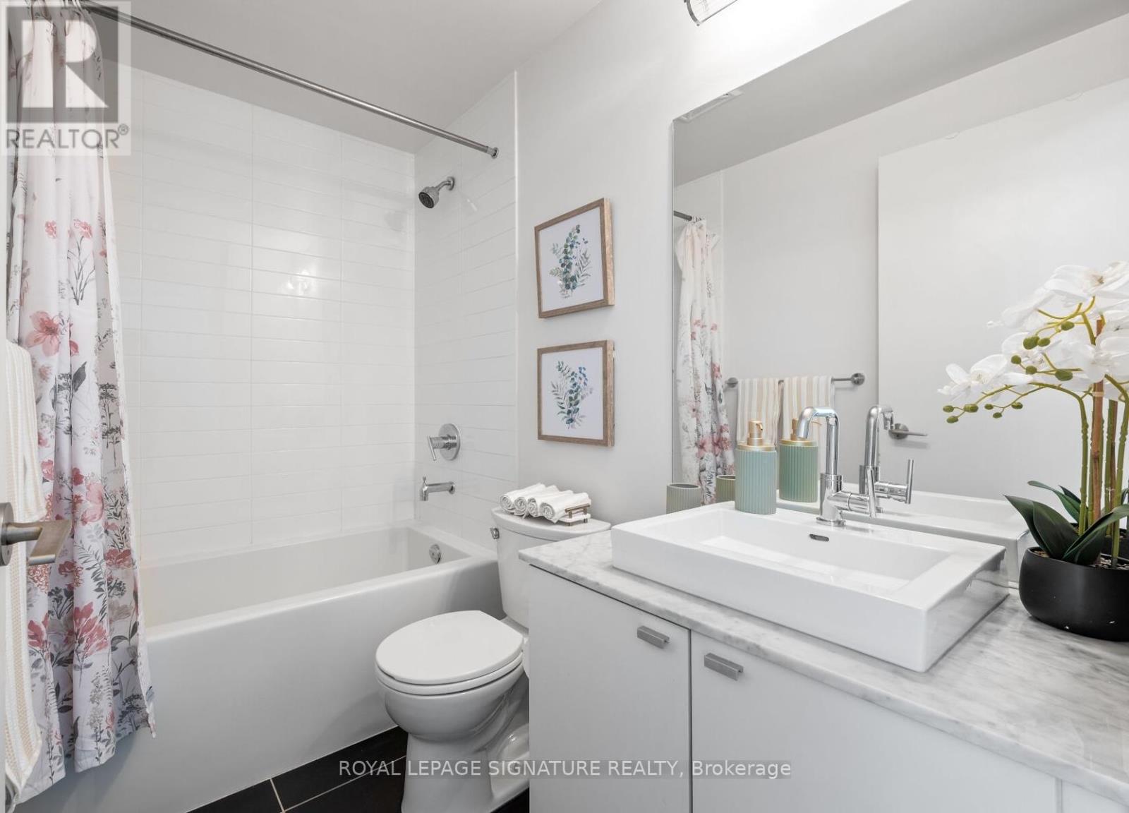 1813 - 105 The Queensway, Toronto (High Park-Swansea), Ontario  M6S 5B5 - Photo 13 - W12187542
