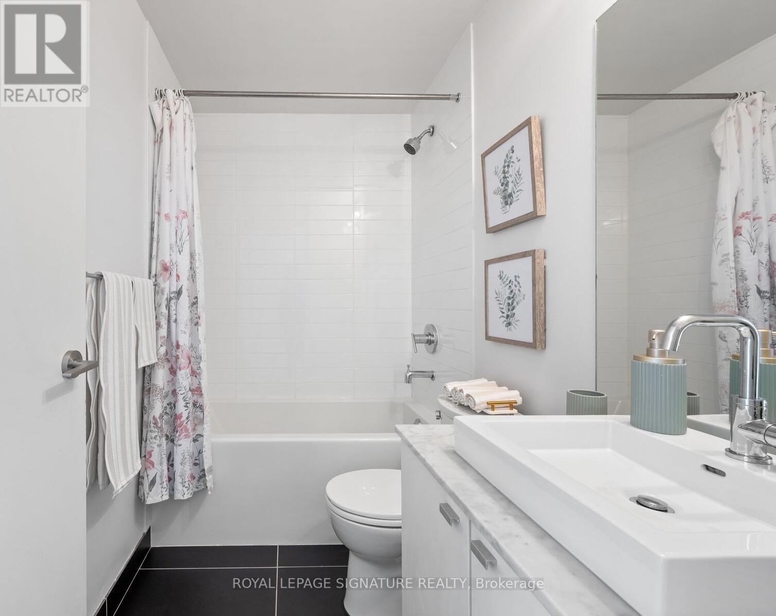 1813 - 105 The Queensway, Toronto, Ontario  M6S 5B5 - Photo 15 - W12187542