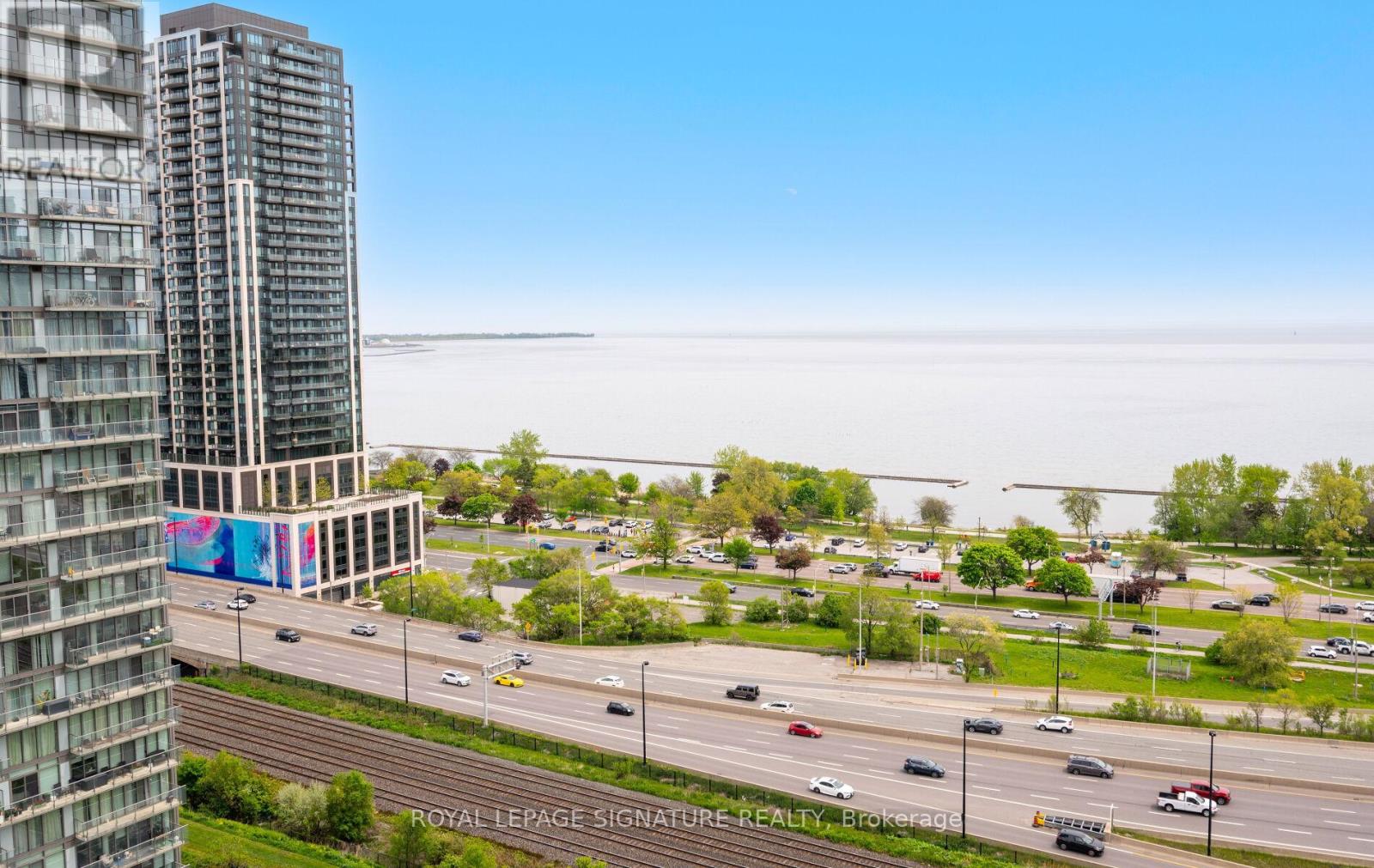 1813 - 105 The Queensway, Toronto, Ontario  M6S 5B5 - Photo 20 - W12187542