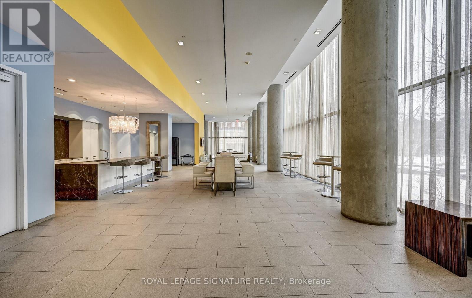 1813 - 105 The Queensway, Toronto, Ontario  M6S 5B5 - Photo 27 - W12187542