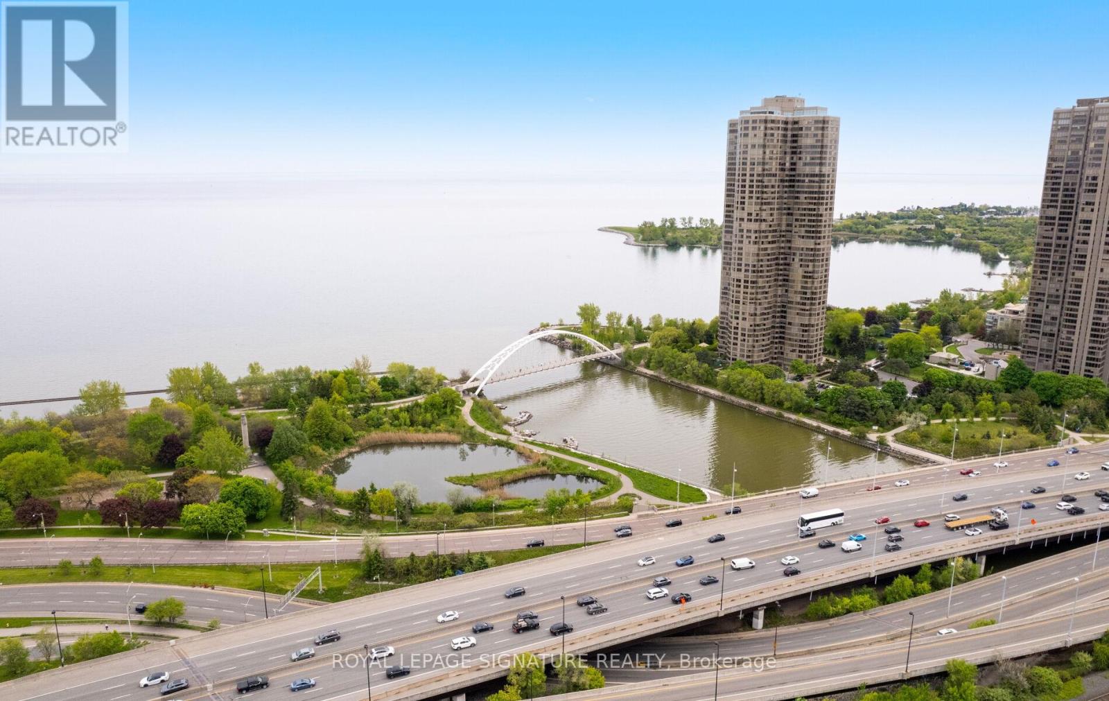 1813 - 105 The Queensway, Toronto, Ontario  M6S 5B5 - Photo 31 - W12187542
