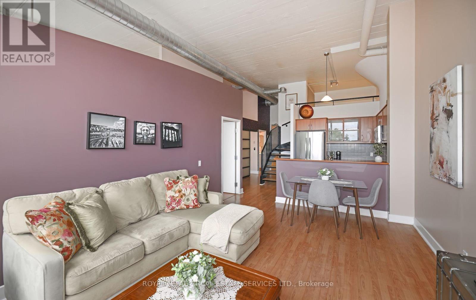 205 - 1001 Roselawn Avenue, Toronto (Briar Hill-Belgravia), Ontario  M6B 4M4 - Photo 10 - W12187547