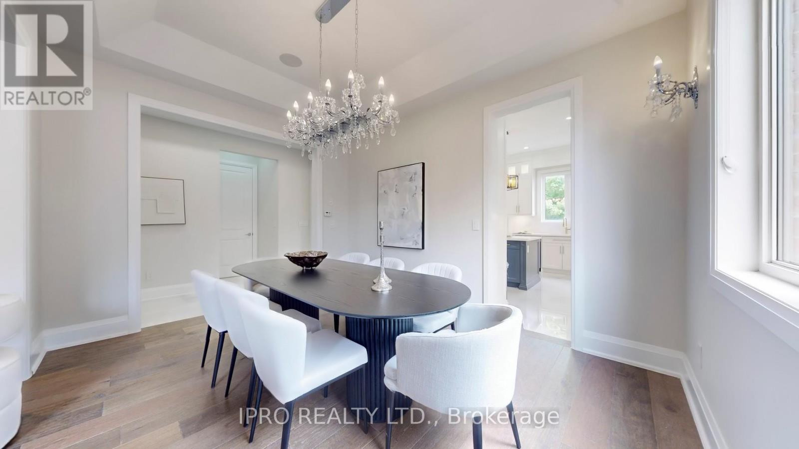 5199 Symphony Court, Mississauga (Central Erin Mills), Ontario  L5M 2M9 - Photo 7 - W12187561