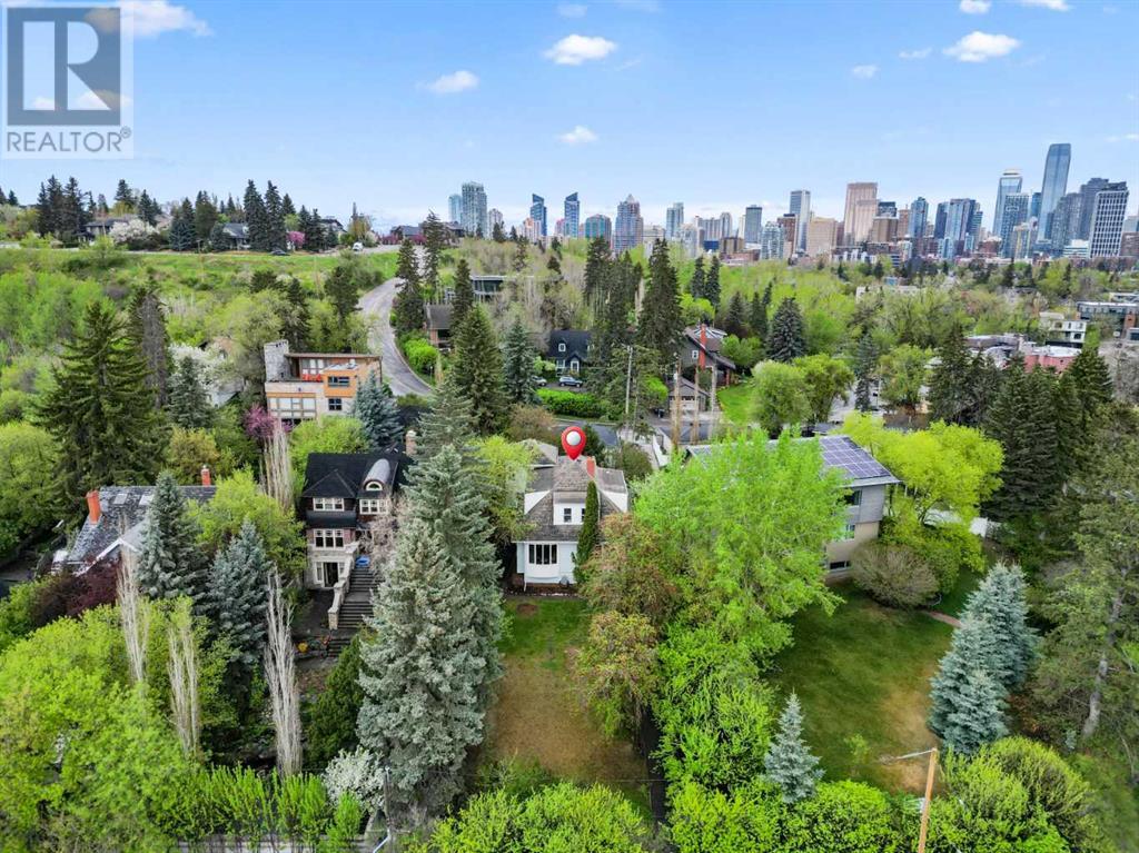 Property at 603 Hillcrest Avenue SW image 1