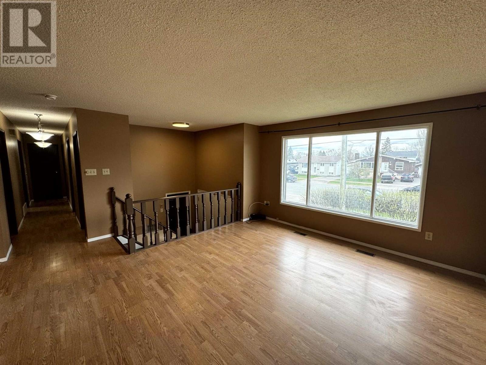 946 John St, Thunder Bay, Ontario  P7B 5V7 - Photo 9 - TB251388