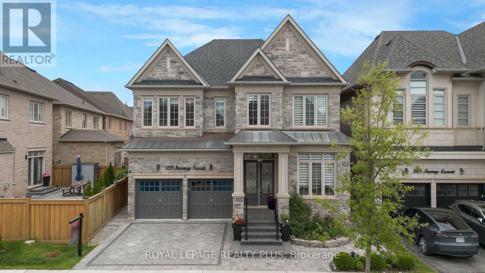 3129 PARSONAGE CRESCENT, Oakville, Ontario