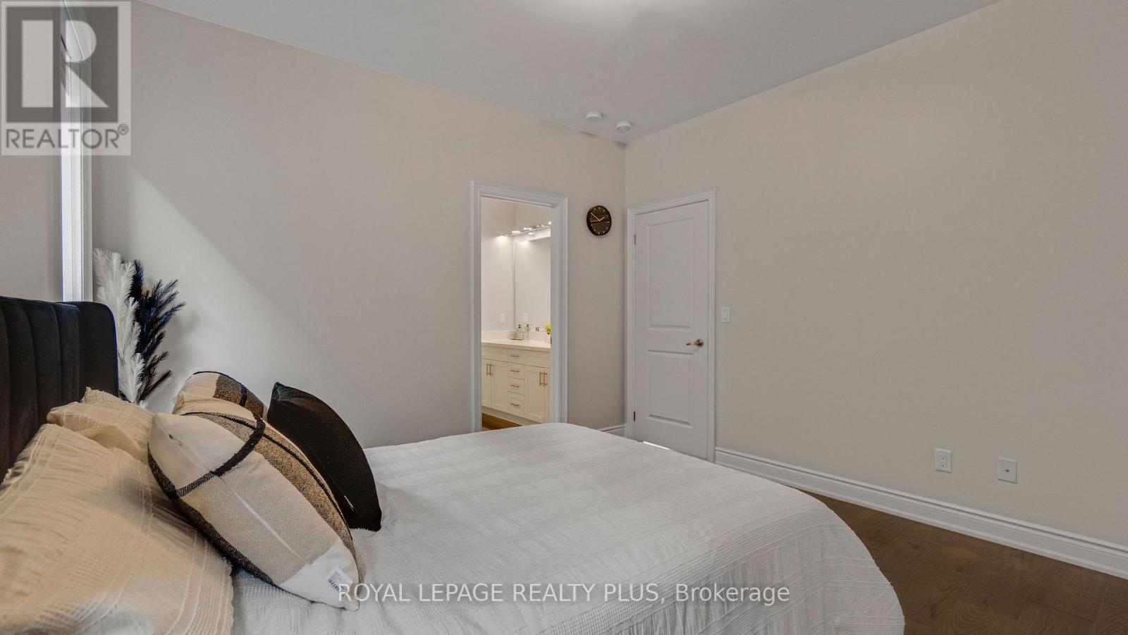 3129 Parsonage Crescent, Oakville, Ontario  L6H 0T9 - Photo 28 - W12186973