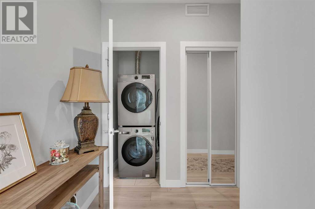Property at 425, 383 smith Street NW image 4