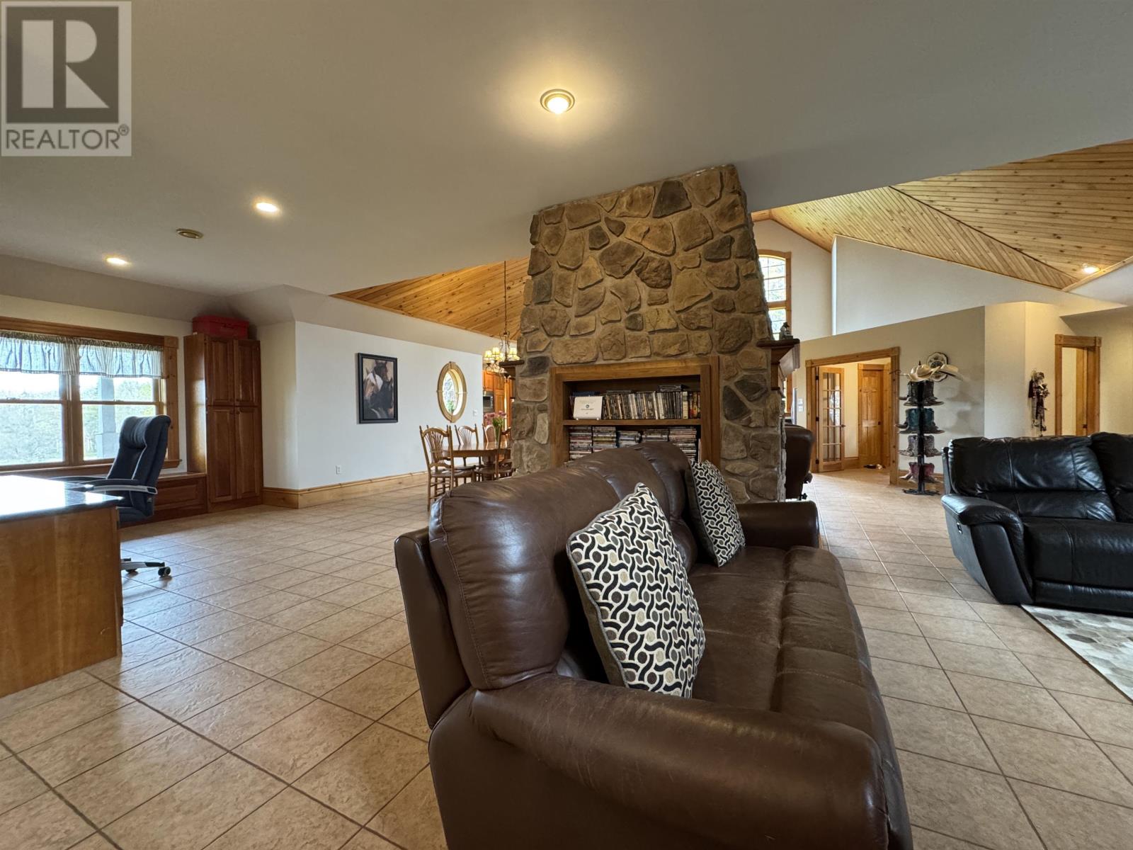 11125 Route 6, Clinton, Prince Edward Island  C0B 1M0 - Photo 14 - 202513011