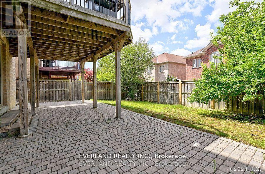 12 Ferretti Street, Vaughan, Ontario  L6A 0H7 - Photo 37 - N12187568