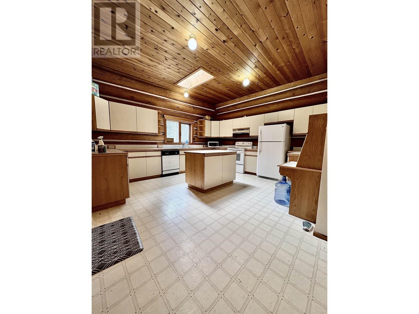 3804 Spring Creek Drive, Terrace, British Columbia  V8G 4R6 - Photo 5 - R3009514