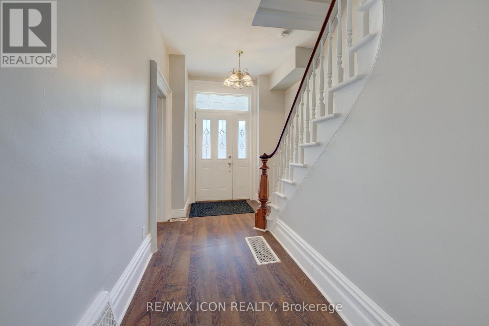 26 Chalmers Street N, Cambridge, Ontario  N1R 5B7 - Photo 14 - X12187580