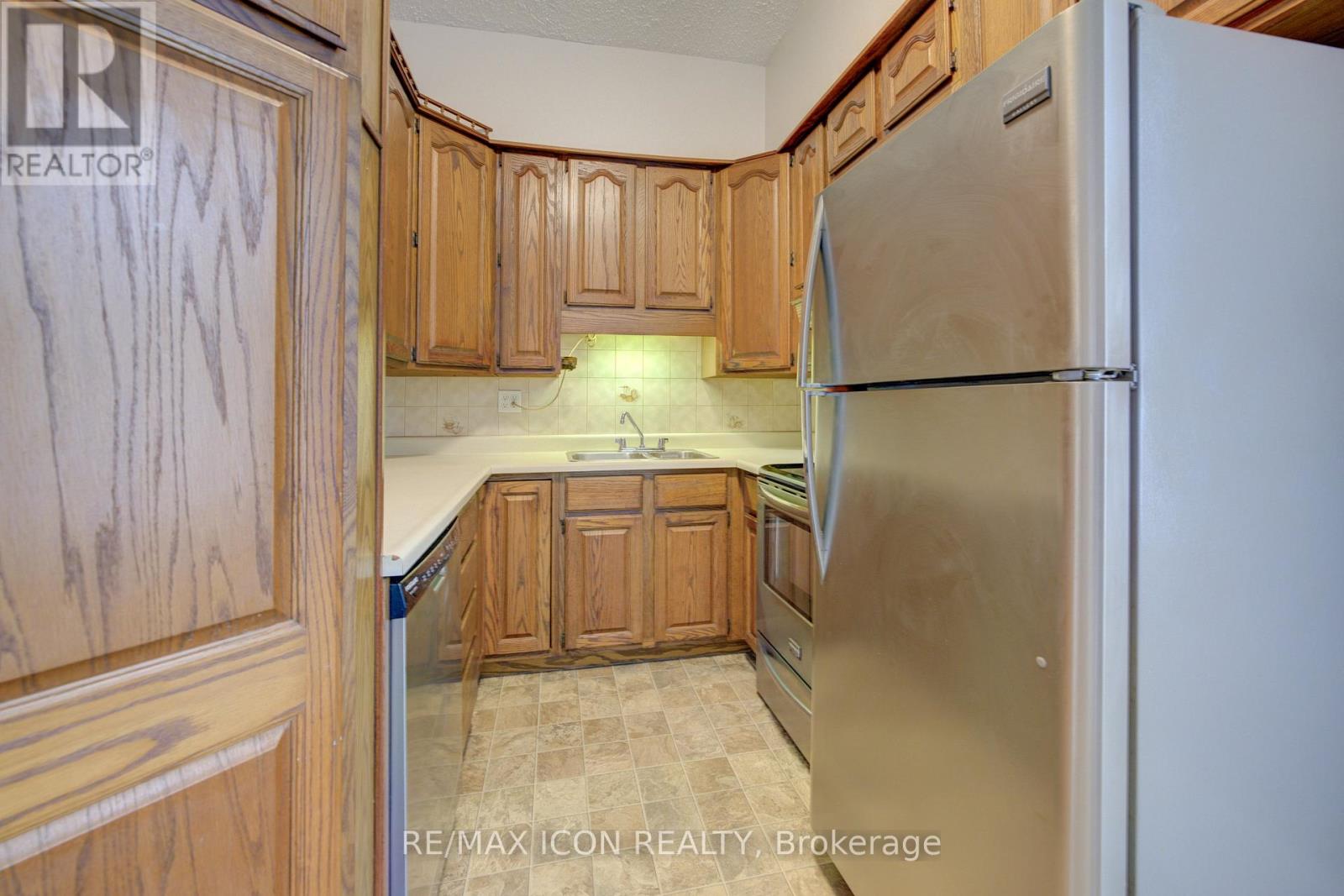 26 Chalmers Street N, Cambridge, Ontario  N1R 5B7 - Photo 16 - X12187580