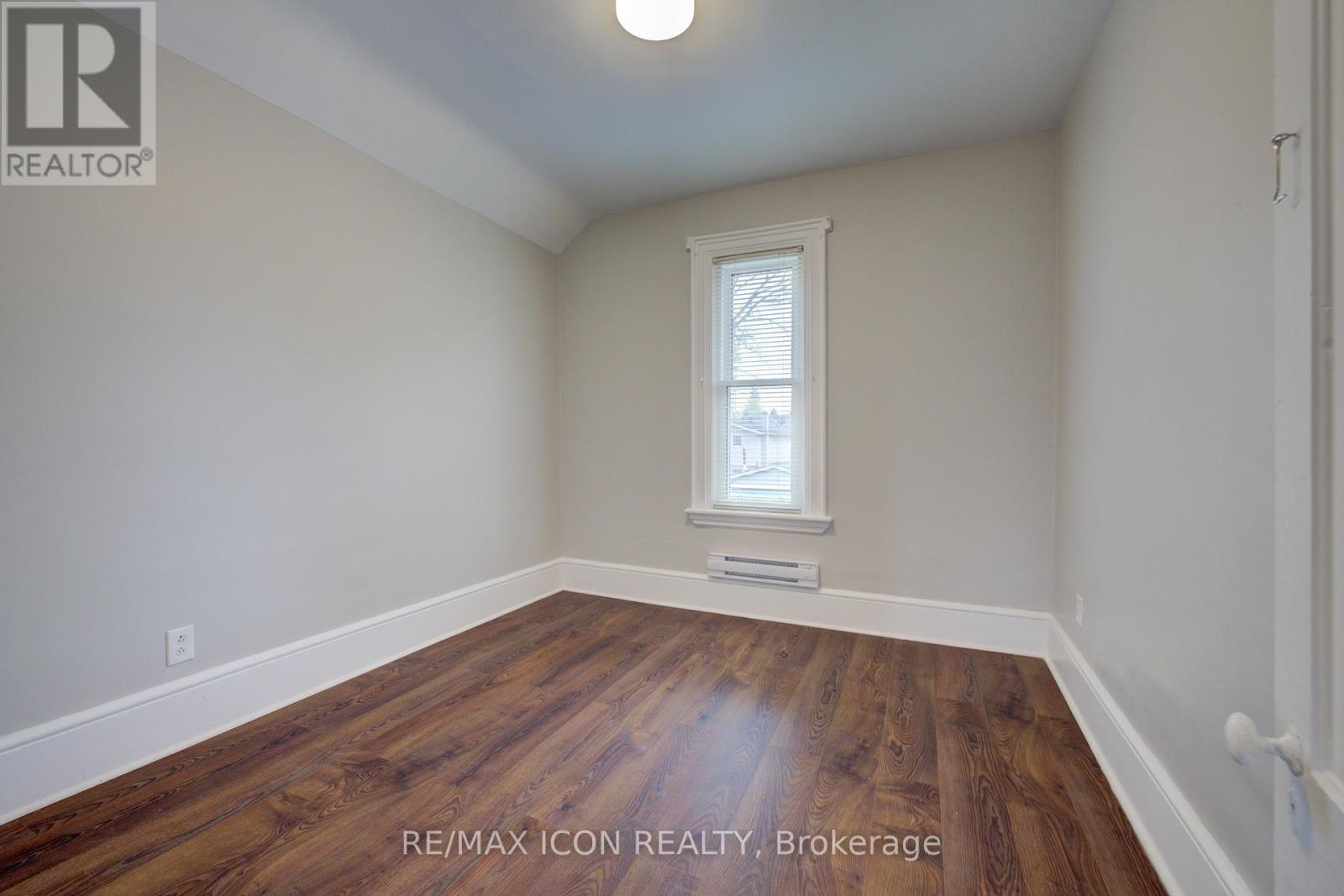 26 Chalmers Street N, Cambridge, Ontario  N1R 5B7 - Photo 21 - X12187580