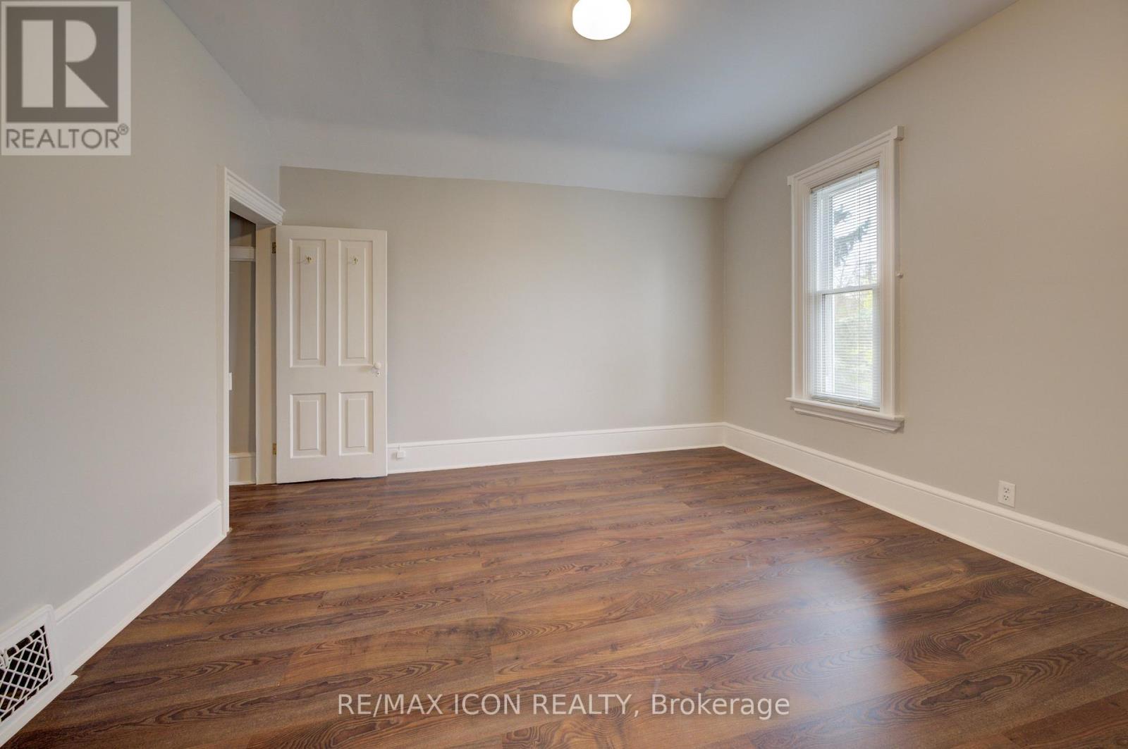 26 Chalmers Street N, Cambridge, Ontario  N1R 5B7 - Photo 25 - X12187580