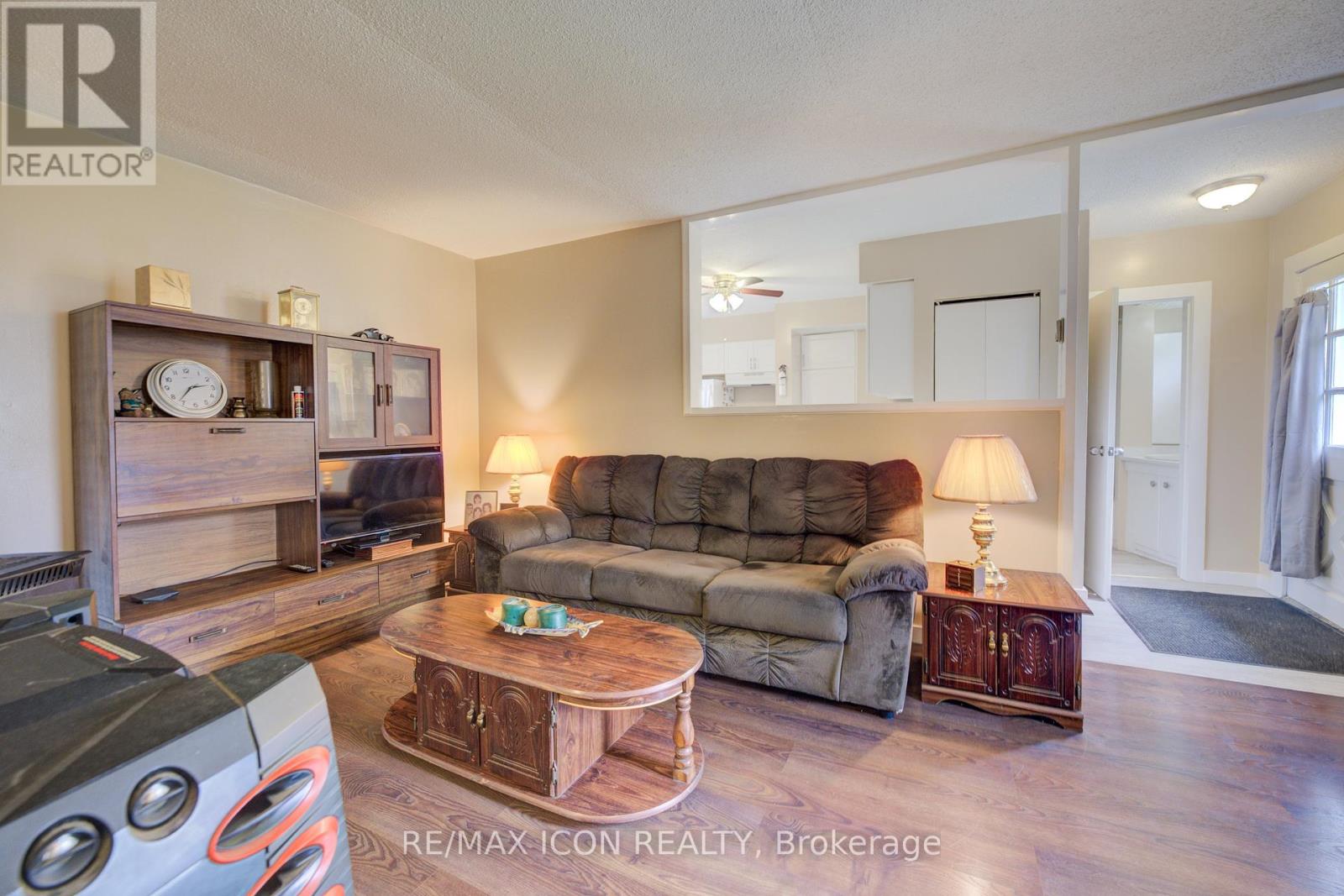 26 Chalmers Street N, Cambridge, Ontario  N1R 5B7 - Photo 31 - X12187580