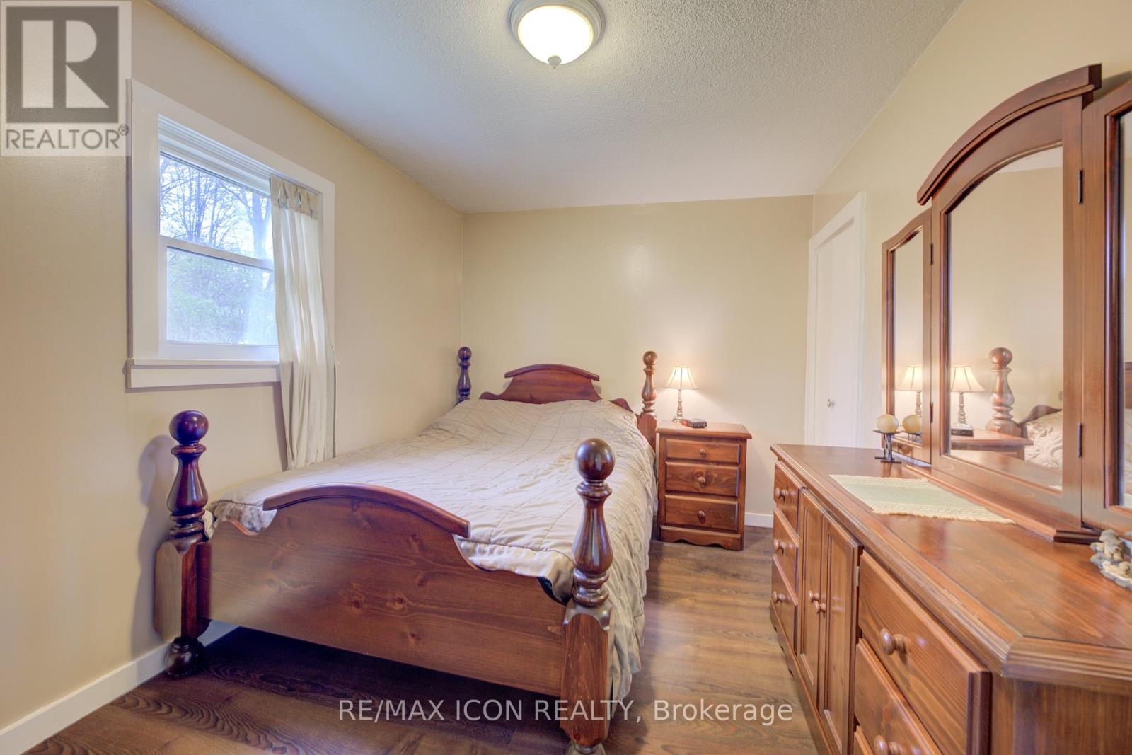 26 Chalmers Street N, Cambridge, Ontario  N1R 5B7 - Photo 34 - X12187580