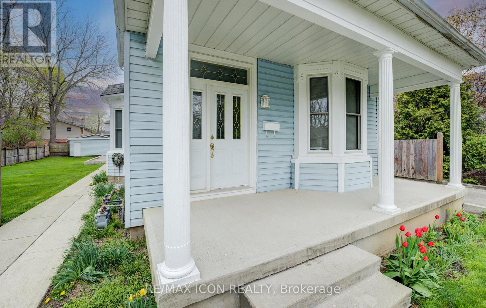 26 Chalmers Street N, Cambridge, Ontario  N1R 5B7 - Photo 4 - X12187580