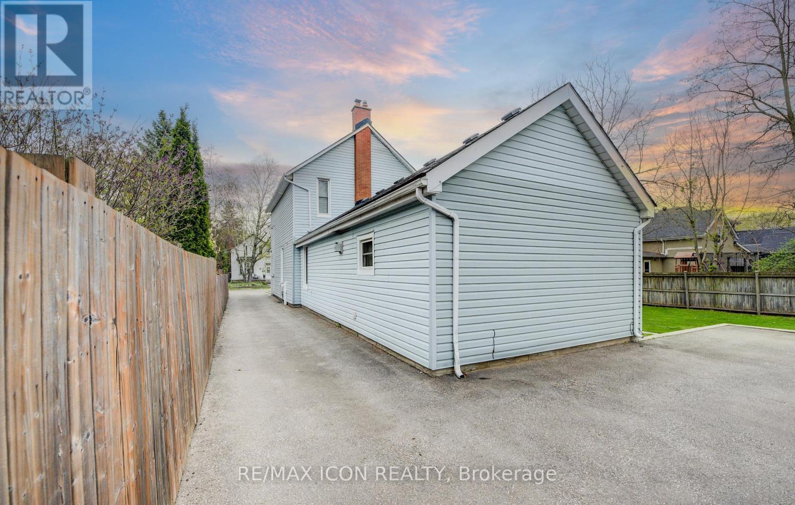 26 Chalmers Street N, Cambridge, Ontario  N1R 5B7 - Photo 44 - X12187580