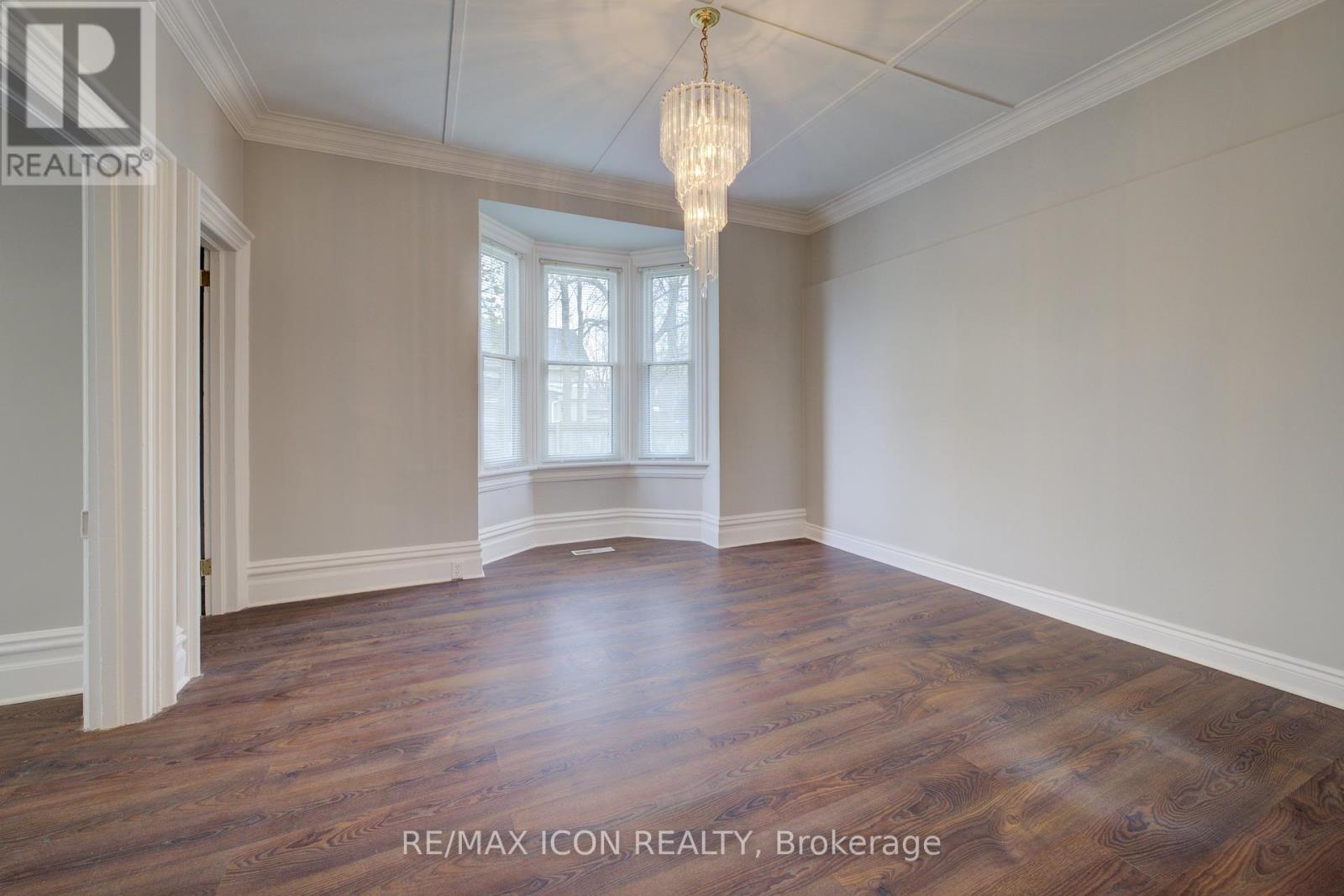 26 Chalmers Street N, Cambridge, Ontario  N1R 5B7 - Photo 7 - X12187580