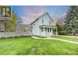 26 CHALMERS STREET N, Cambridge, Ontario