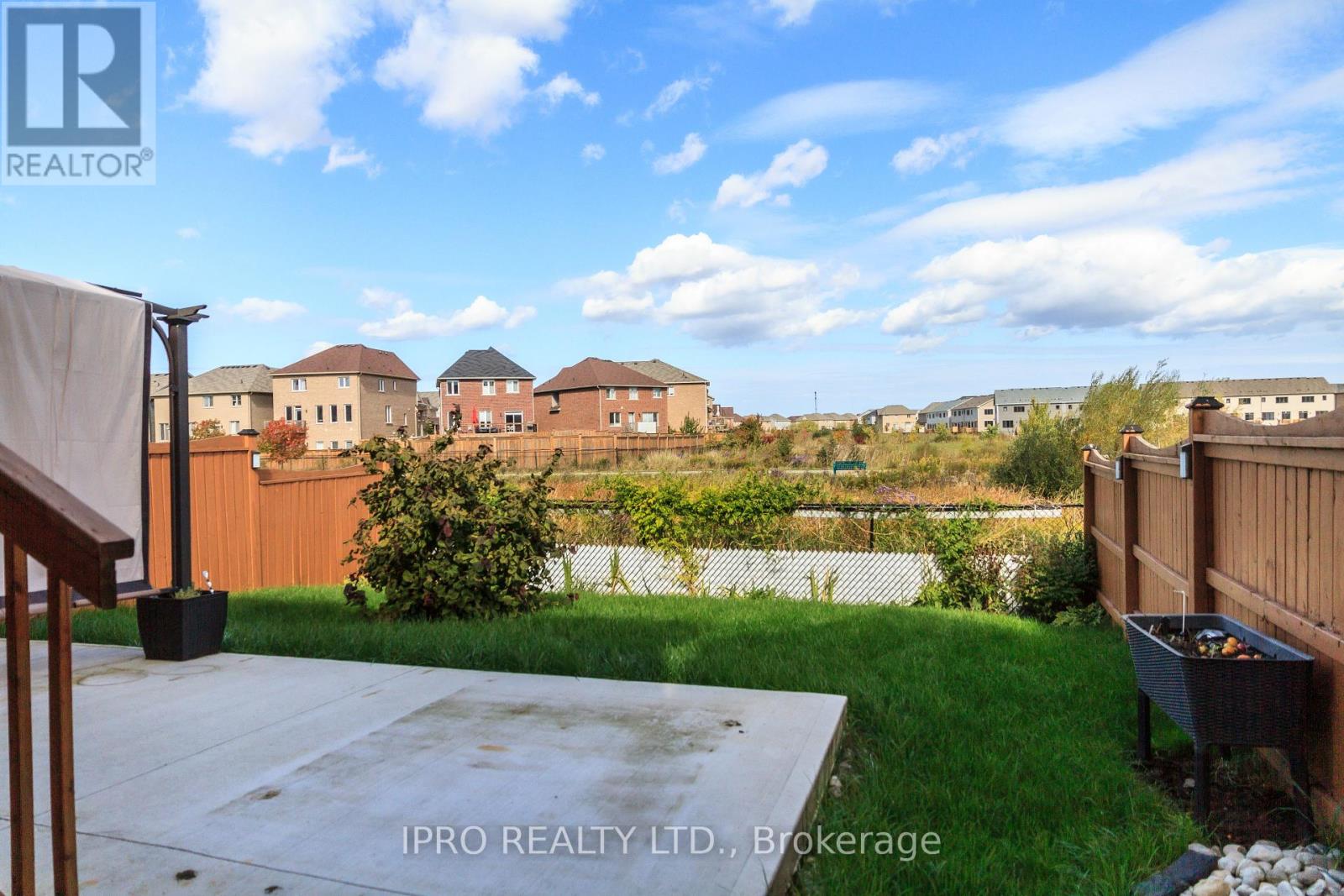 8309 Tulip Tree Drive, Niagara Falls, Ontario  L2H 0N4 - Photo 12 - X12187591