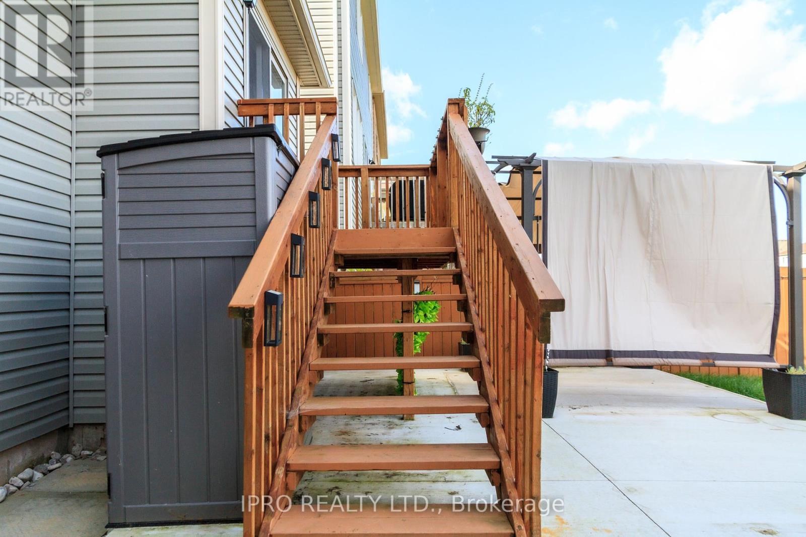 8309 Tulip Tree Drive, Niagara Falls, Ontario  L2H 0N4 - Photo 32 - X12187591