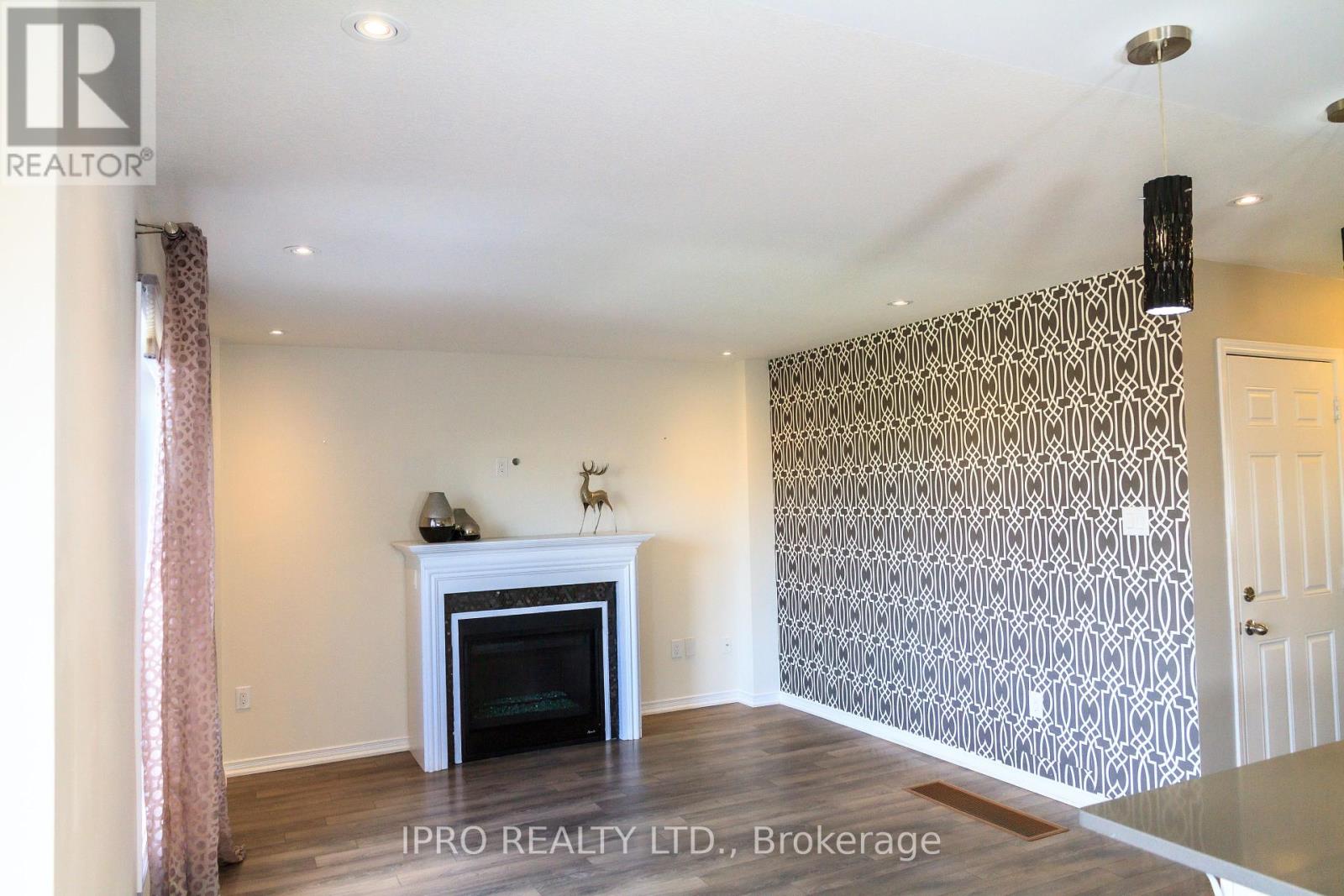 8309 Tulip Tree Drive, Niagara Falls, Ontario  L2H 0N4 - Photo 8 - X12187591