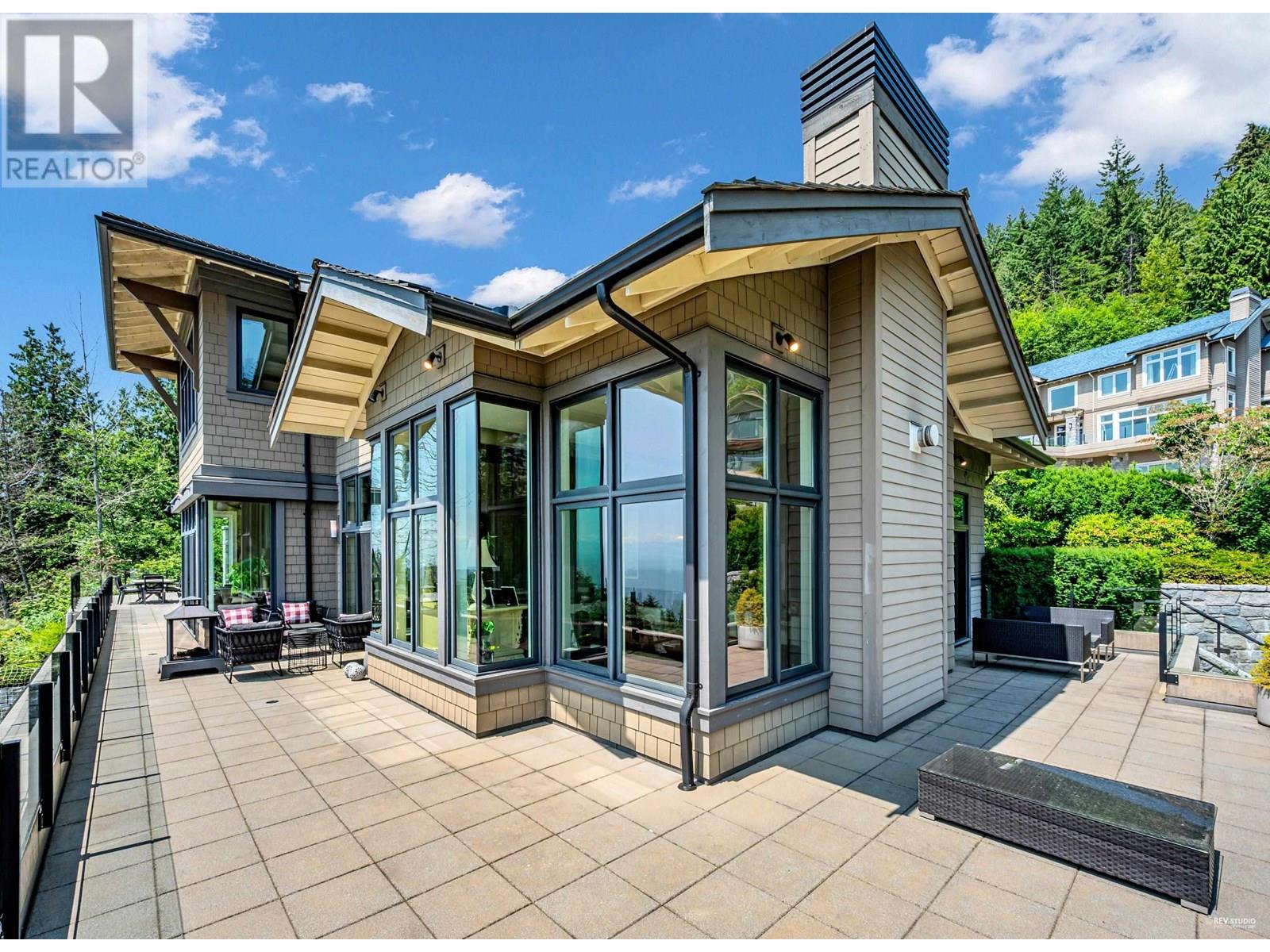 2705 Highview Place, West Vancouver, British Columbia  V7S 0A4 - Photo 3 - R3009372