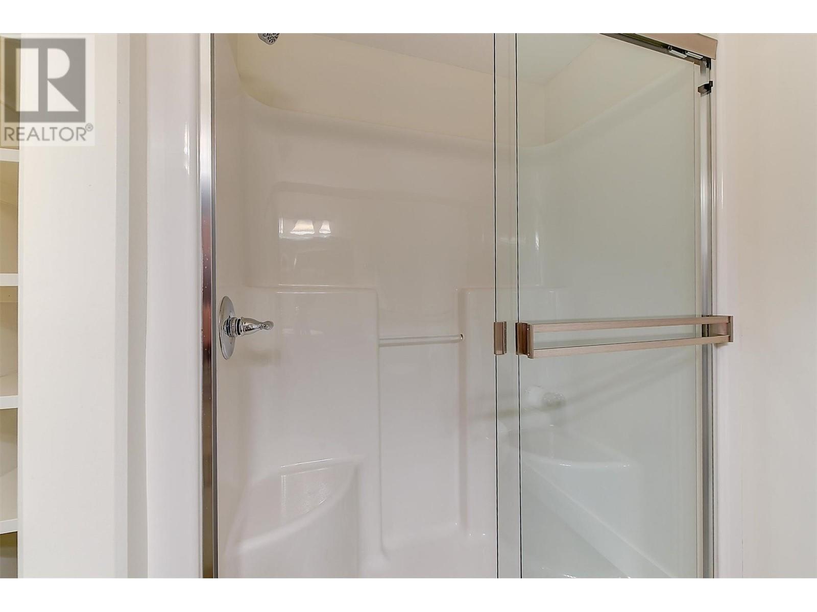 2423 Paramount Drive, West Kelowna, BC V4T3K4
