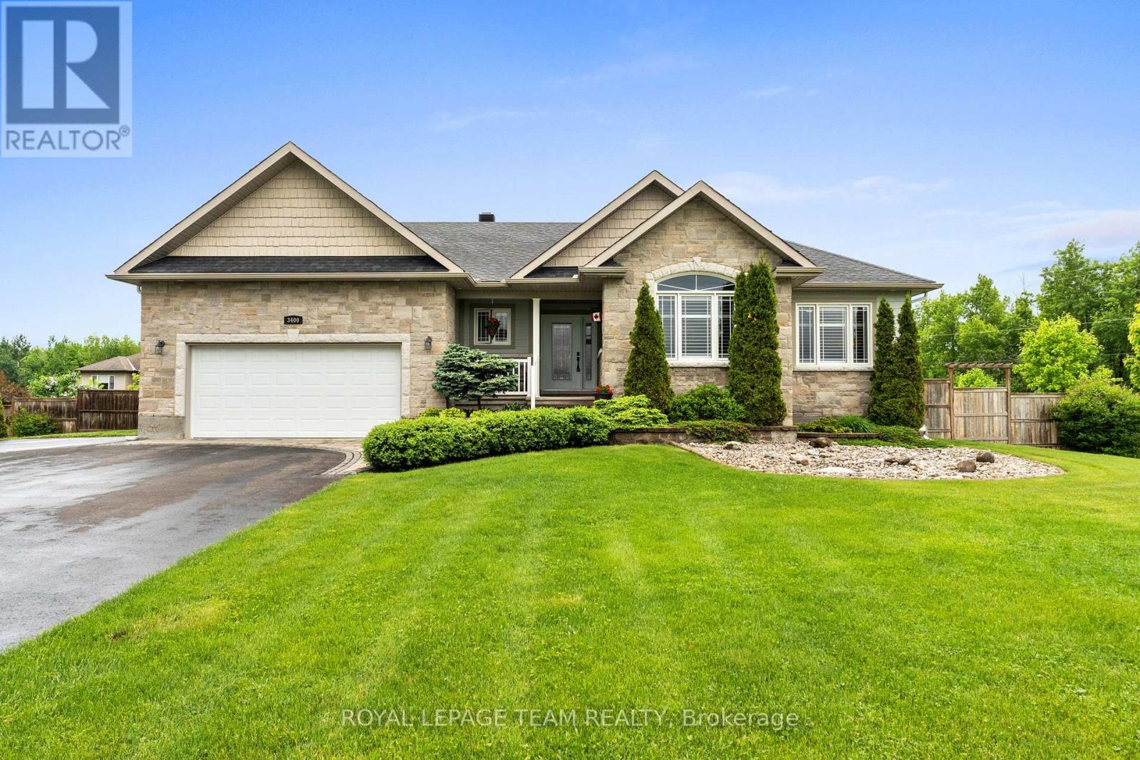 3400 Summerbreeze Drive, Ottawa, Ontario  K0A 2W0 - Photo 2 - X12187625