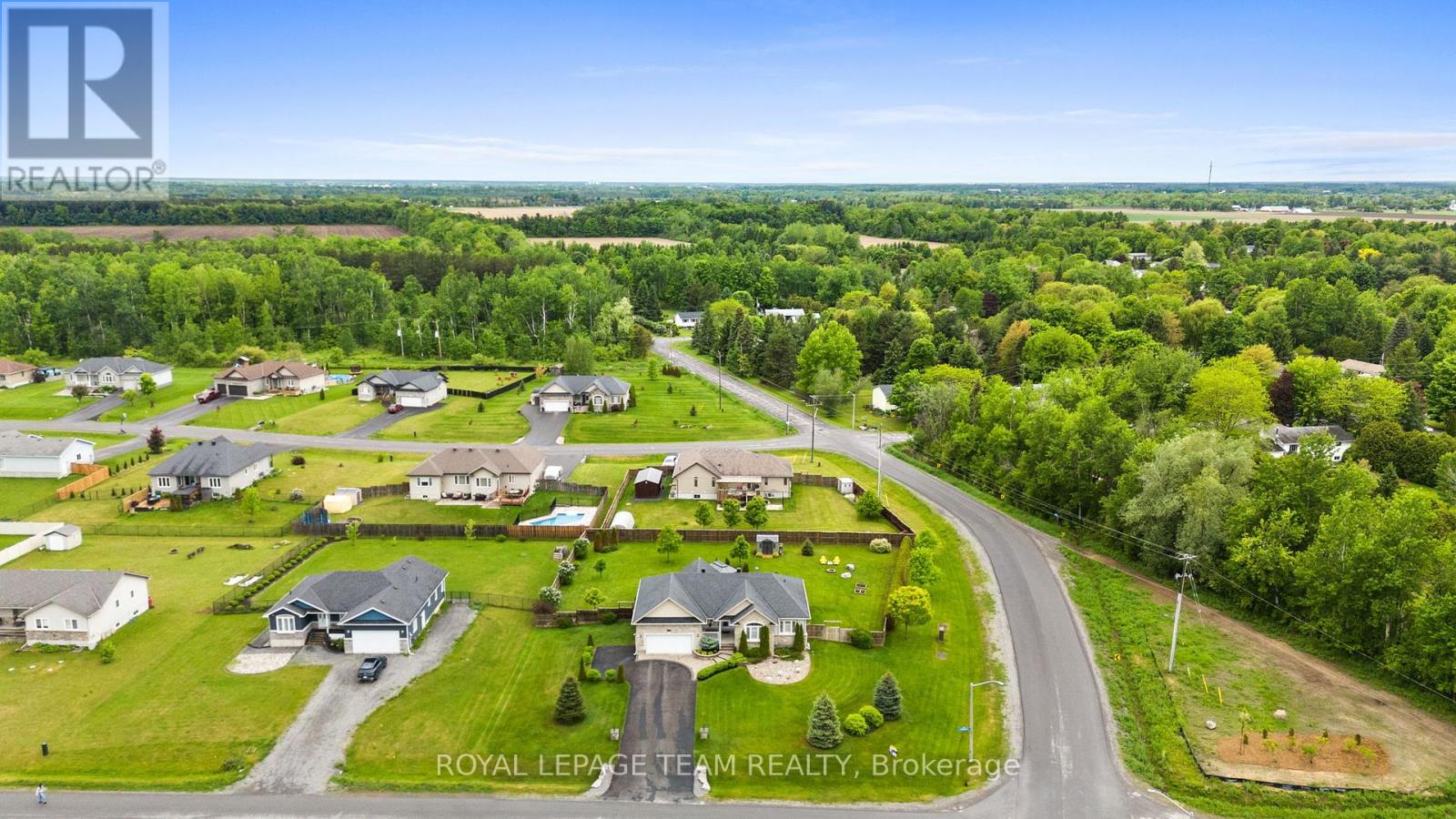 3400 Summerbreeze Drive, Ottawa, Ontario  K0A 2W0 - Photo 43 - X12187625
