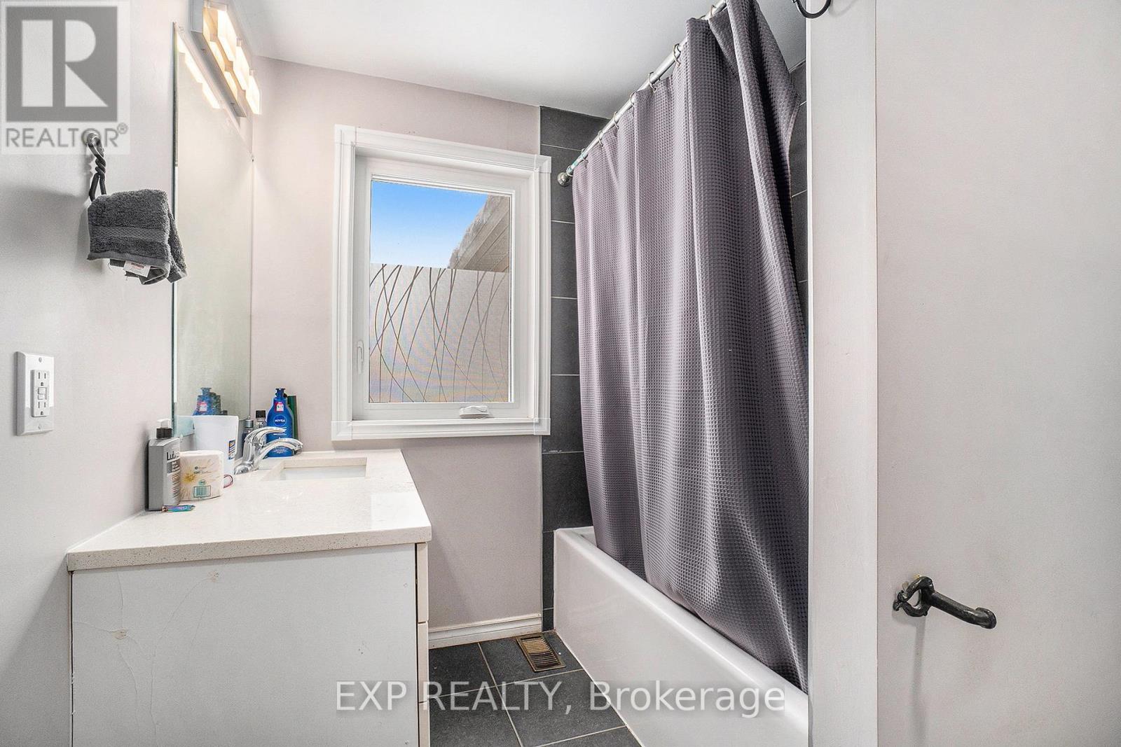 217 Dovercourt Avenue, Ottawa, Ontario  K1Z 7H3 - Photo 23 - X12096993