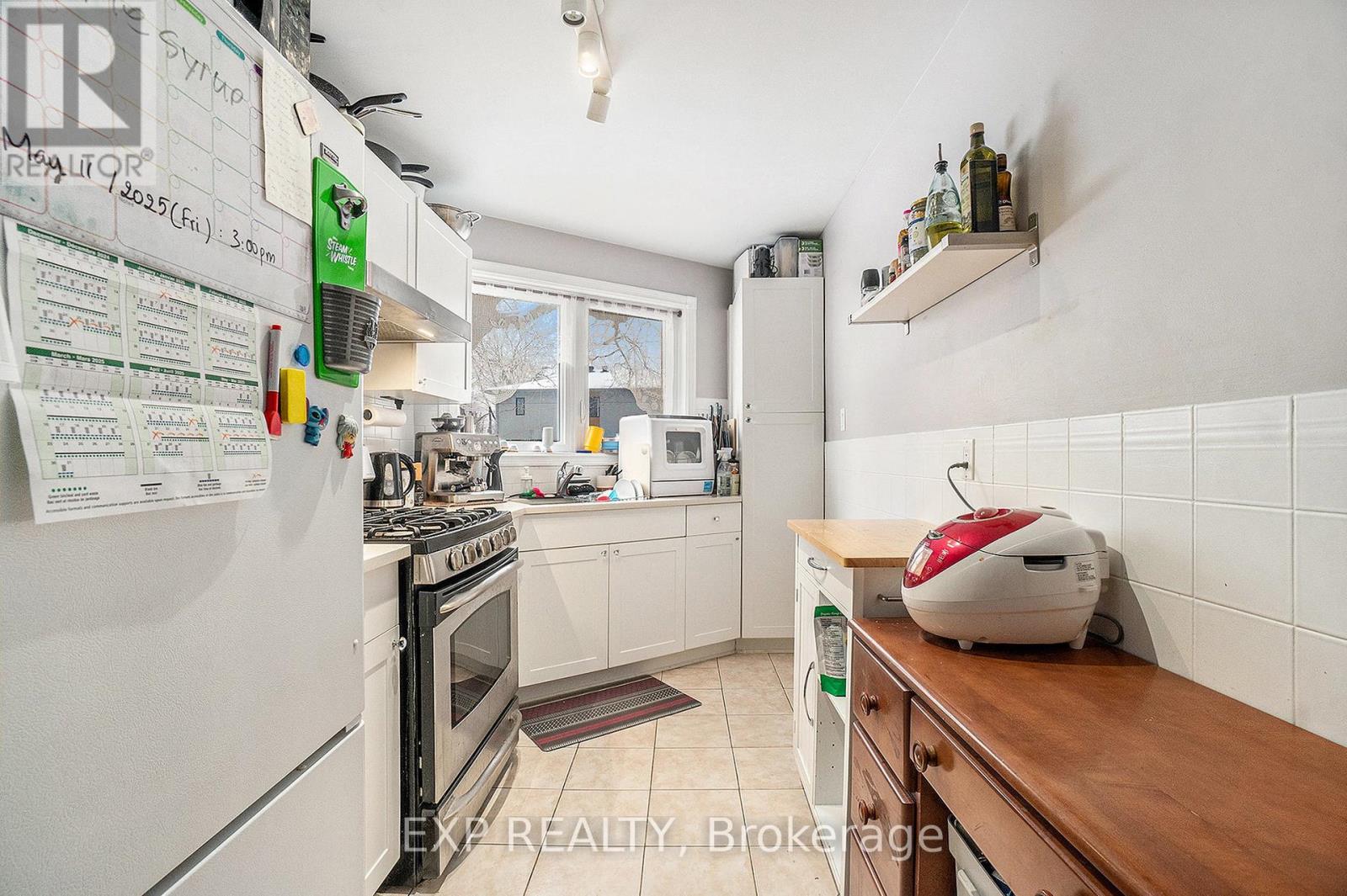 217 Dovercourt Avenue, Ottawa, Ontario  K1Z 7H3 - Photo 11 - X12096993
