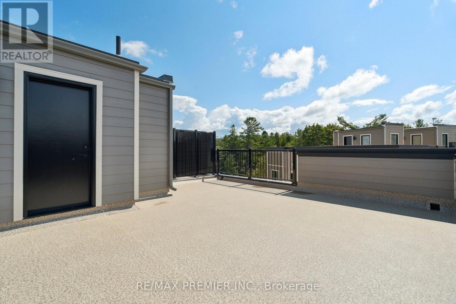 20 Julia Circle, Wasaga Beach, Ontario  L9Z 2M4 - Photo 30 - S12187606