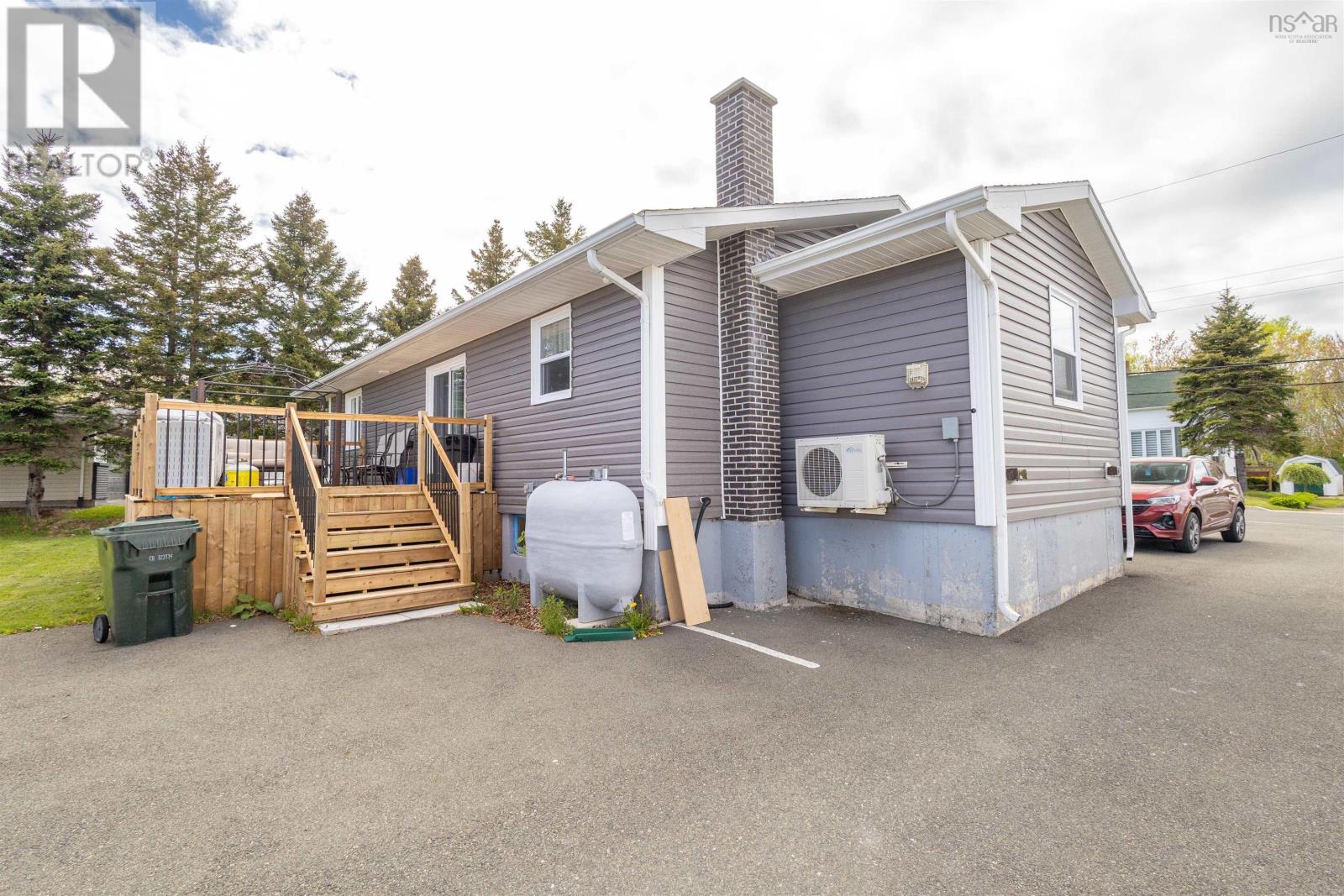 9 Edina Street, Glace Bay, Nova Scotia  B1A 1G6 - Photo 33 - 202513000
