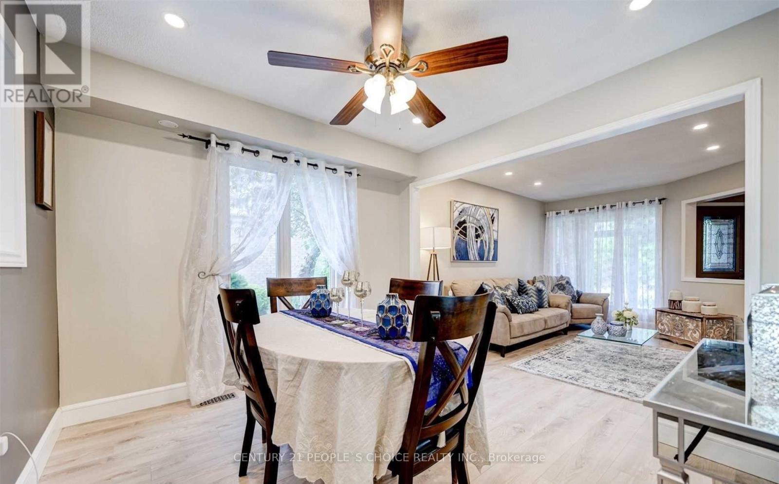 1162 Leewood Drive, Oakville (Ga Glen Abbey), Ontario  L6M 3B9 - Photo 7 - W12187610